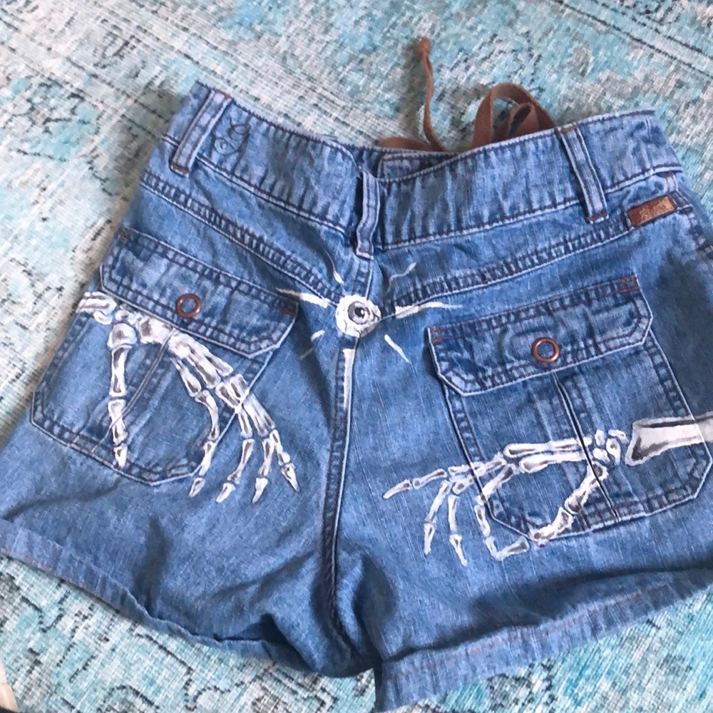 Hand painted high waisted shorts vintage